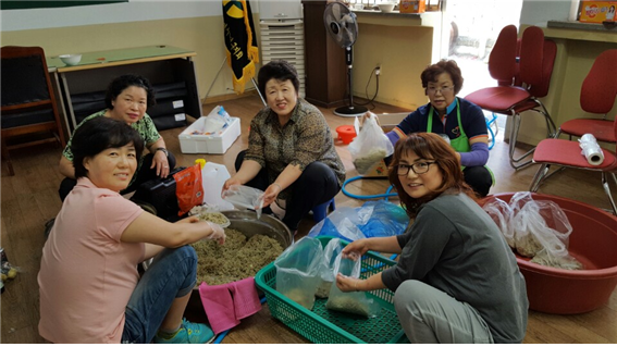 대전 대덕구새마을부녀회, 사랑의 밑반찬 전달