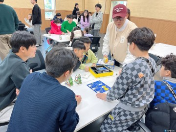 서충주청소년문화의집, 교통대학교 봉사동아리와 함께하는 청소년 맞춤형 프로그램 진행