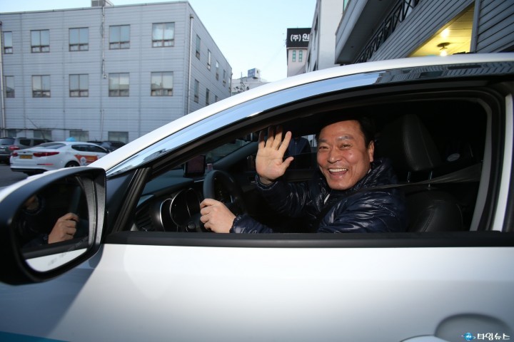택시기사 이필운 안양시장!