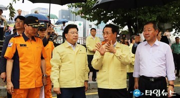 화재현장 방문한 권선택 대전시장