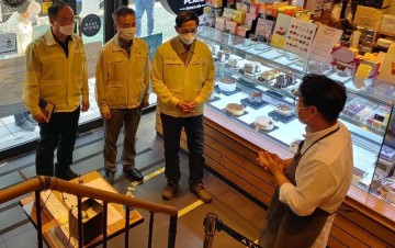 수도권 방역조치 2.5단계 실시 첫날 집중점검