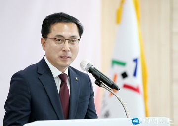 박희조 동구청장, ‘소프트테니스팀’ 창단…대전 체육발전에 선봉이 되기를
