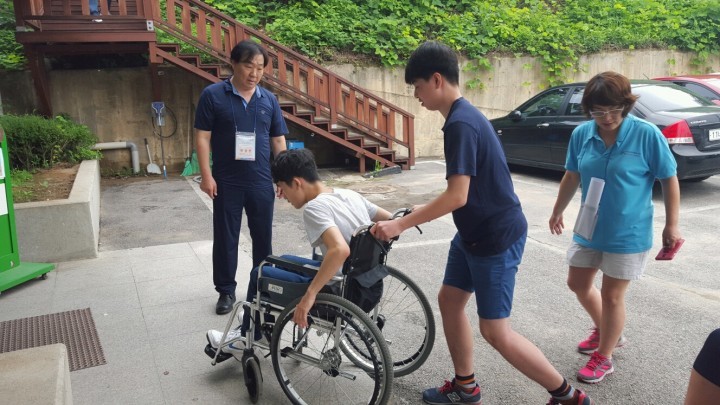 체험해보고 실천해보는 2015 하계 청소년 자원봉사 학교