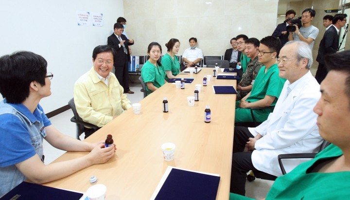 장종태 서구청장, 대청병원 국군의료지원팀 격려