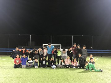 정선 학부모와 함께하는 호흡 척척 축구교실을 운영
