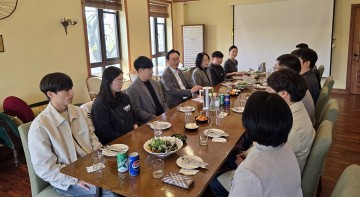 윤병태 나주시장, 소통 채널 민원 담당 직원들과 깜짝 점심    
