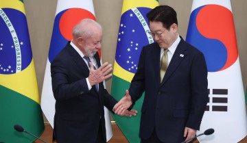 한-브라질 ‘전략적 동반자’ 격상… 이 대통령-룰라, 핵심광물·우주 협력 ‘청사진’ 채택