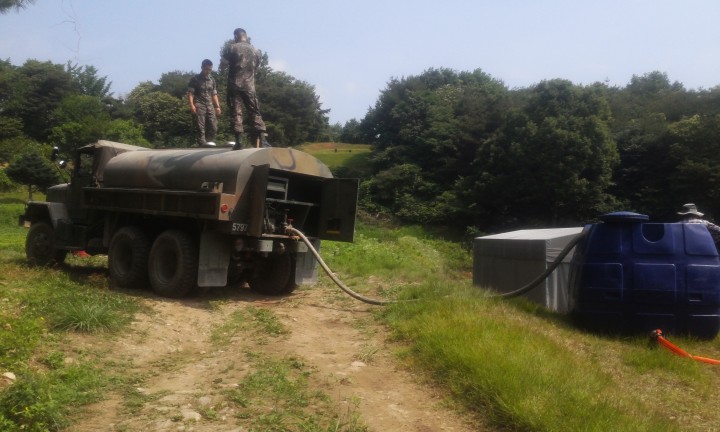 가뭄피해 전수조사 후 물마른 논에 물공급