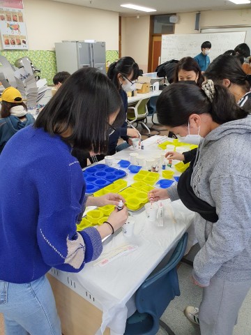 대산고등학교, 서산시복지재단’방문해 수제 천연비누 전달