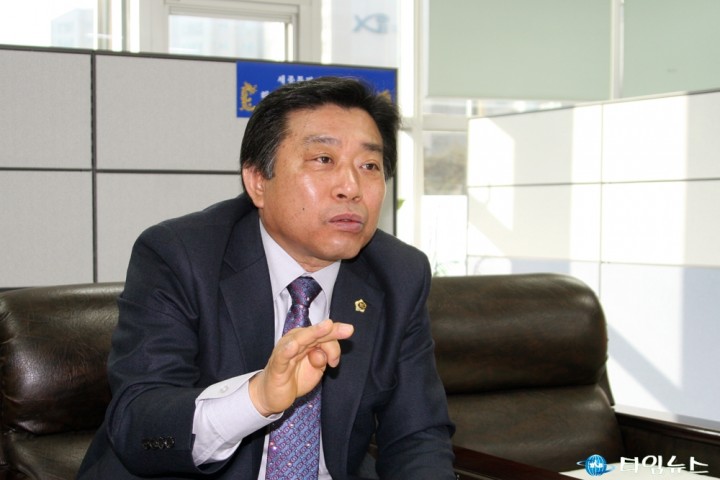 이충열 세종시의회 행정복지위원장, “행복한 세종시를 위해 복지예산이 잘 집행되도록 감시·견제의 역할을 수행하겠다”