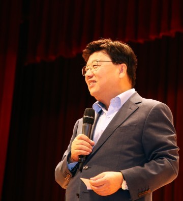 권선택 시장님! 연예인 같아요!