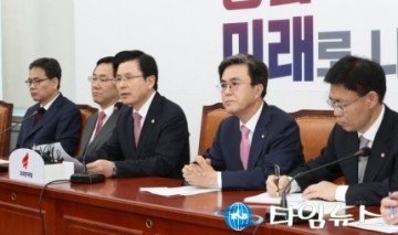 황교안 효과?.. 부·울·경 민심 7일만에 역전, 한국당 1위 