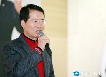 당원협의회 당원연수에서 인사말 하는 양홍규 국민의힘 서구을 당협위원장
