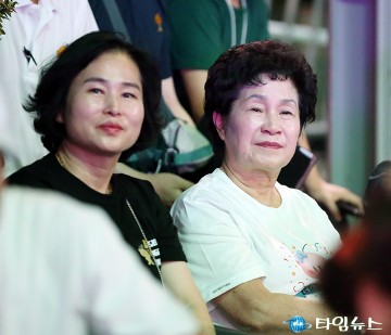 “축제의 시작, 함께한 미소”…김영희 동구의원·오관영 동구의장 개막식 나들이