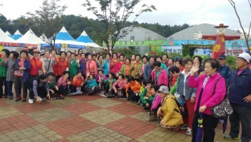 서원구 노인대학 청원생명축제 현장학습 