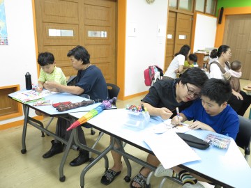 군위의흥초등학교, 학부모와 자녀가 함께하는 책 읽어주기 연수 실시