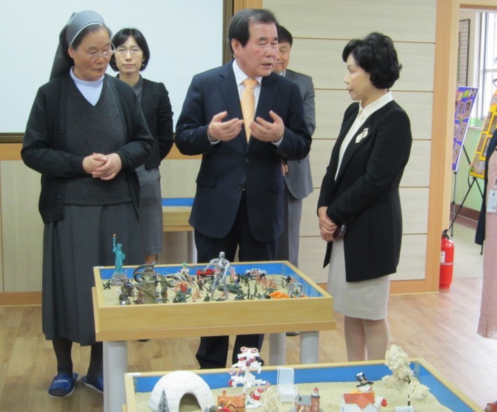 충남교육청·(사)모래놀이상담협회, MOU체결
