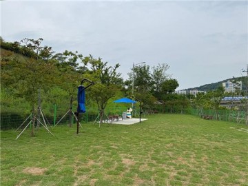 여수 이순신공원, 반려견 위한 놀이터 개장