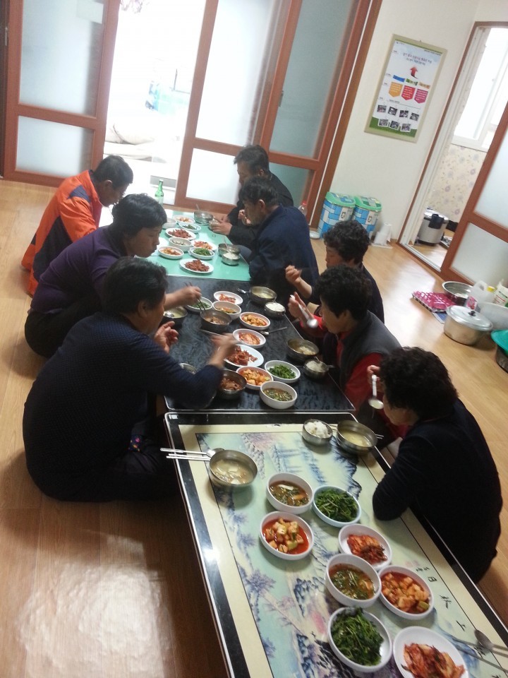 영동군, 마을 공동급식 지원사업‘호응’