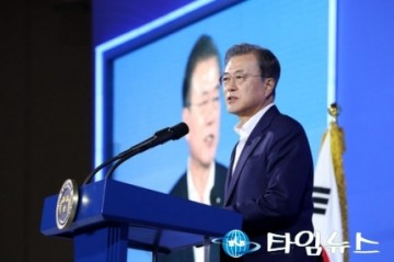 문재인 대통령 “구미형 일자리, 신규투자의 마중물 기대”