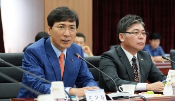 안희정 지사, “지방자치 정신 충남에서부터 실현하자”