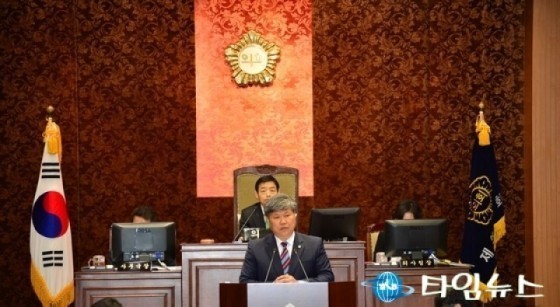 제천, 김정문시의원 "올림픽스포츠센터 위탁업체 잘못선정”시정 촉구