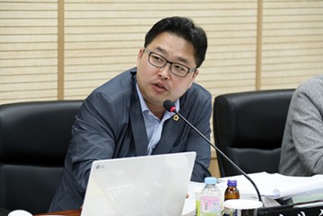 세종시의회 박성수 의원, 아빠 육아휴직 장려금 지급 조례 제정 필요!