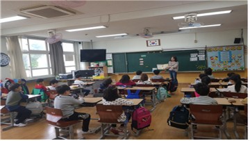 구미신평초등학교 책 읽어주는 어머니, “리딩맘”