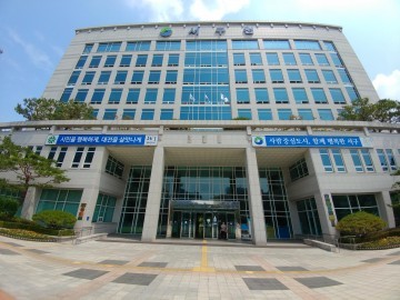 대전 서구, ‘나라사랑 큰나무기’ 게양