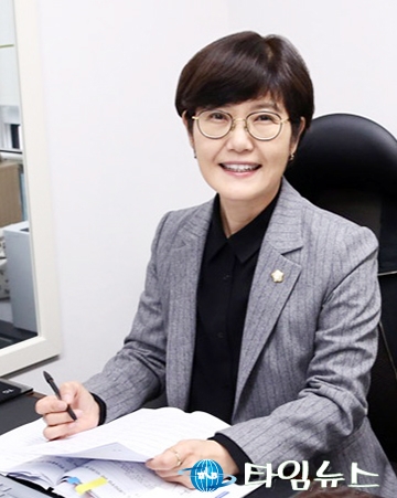 민주당 첫 출마 선언 신혜영 서구의회 의원 “서구 구정 흔들렸다…변화 필요”