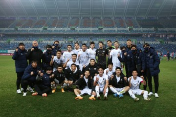 경북 김천, 상무프로축구단 '창단 첫 승'