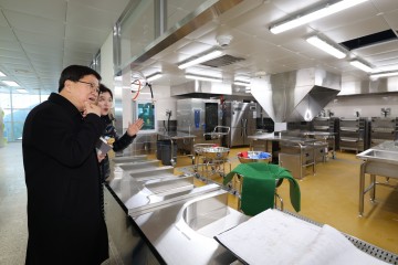 최교진 세종시교육감, 세종 신설 학교 개교 준비 점검