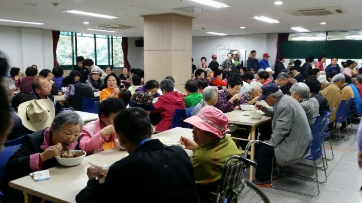 짜장면으로 따뜻한 마음 나누는 ‘박영수 손짜장’