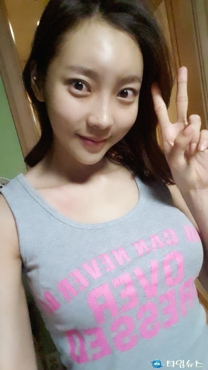 배우 서영, “달콤한 비밀" 쌩얼 셀카로 셀프 홍보 눈길