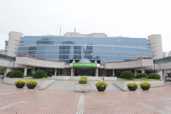 날고있는 지방의 규제건의, 기어가는 중앙의 규제개선