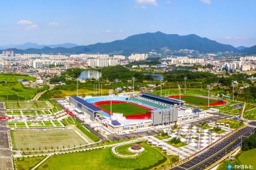 충주종합운동장 오는 12일부터 주경기장 및 보조경기장 주요시설 개방