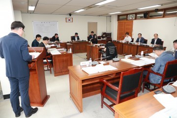 충북도의회 정책복지위,  2017년 상반기 2차 주요업무 추진상황 청취