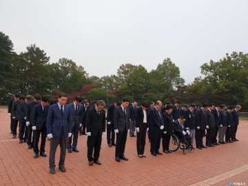 충북남부보훈지청, 12월 충혼탑 참배 실시