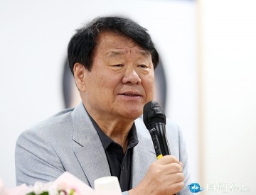 염홍철 전 대전시장 “이재명, 개혁과 통합의 적임자”