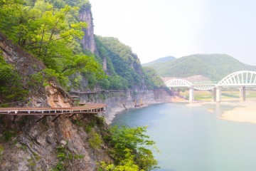 단양 남한강 잔도(벼랑길) ‘수양개 역사문화길’ 미리 공개