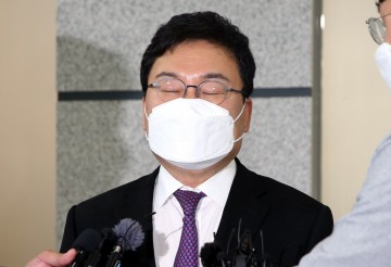 검찰, '이스타항공 수백억원 손실' 이상직 징역 2년 항소..현재 별건 징역 9년6개월...