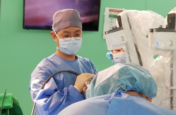 건양대병원 산부인과, 로봇수술 300례 달성!