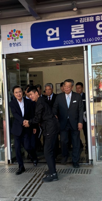 [단독 인터뷰] 김지돌 군, “밝은 태안의 희망"… 약속 지키지 않는 군수엔 ‘단호히 거부'