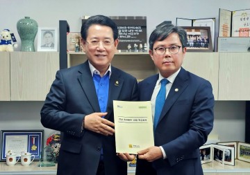 김영록 전남도지사, 국회 방문해 대선공약 건의과제 반영 온힘 