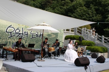 19일 오월소나무합창단 초청 ‘님을 위한 행진곡’ 등 연주