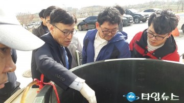 김영만 군수 볍씨 소독 중점지도병해충 예방 총력 당부