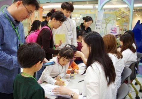 5월 가정의달, 롯데월드 뽀로로 스케치팝 패키지 2만개 증정행사