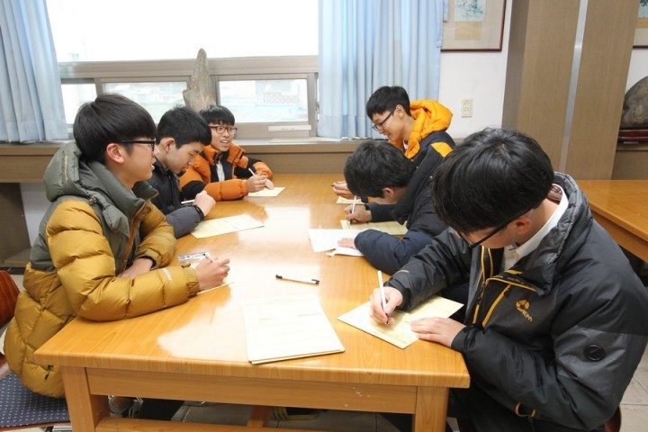  학생 주민등록증 발급서비스 운영