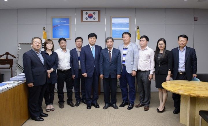 이춘희 세종시장, 베트남 호치민 국립정치학원 원장과 환담 나눠