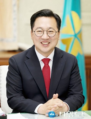대전 만족도 1위 이끈 이장우 대전시장, 두 달 연속 전국 정상에 올랐다